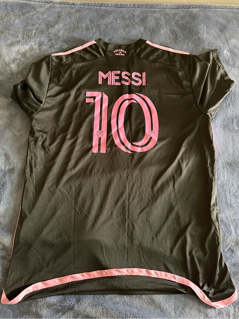Soccer jersey - Picture 2 of 2